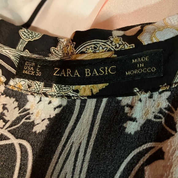 Zara floral dress/top with side slits . Size L - Picture 4 of 4